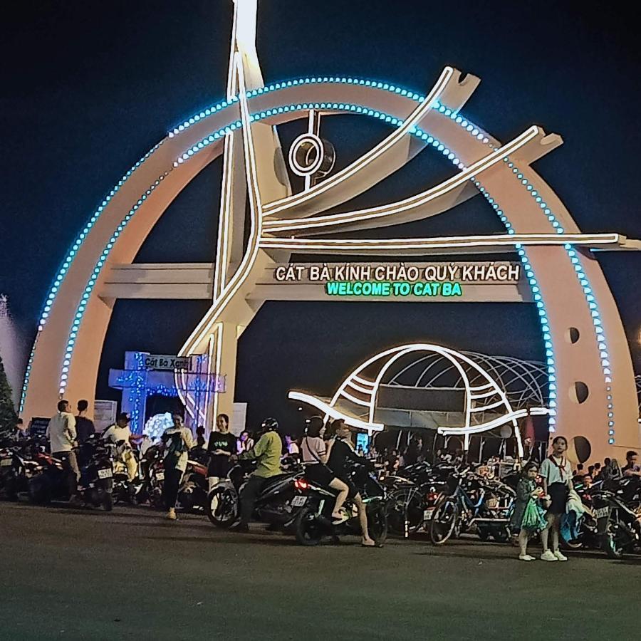 カットバ セントラル ホステル Dong Khe Sau エクステリア 写真